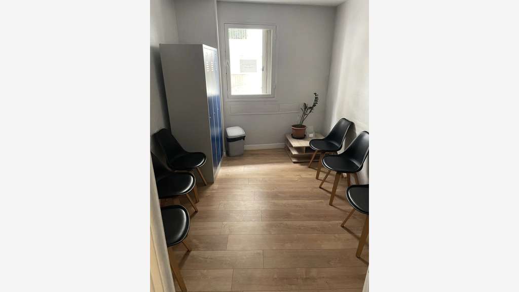Vente murs cabinet paramedical Nice Bon Voyage