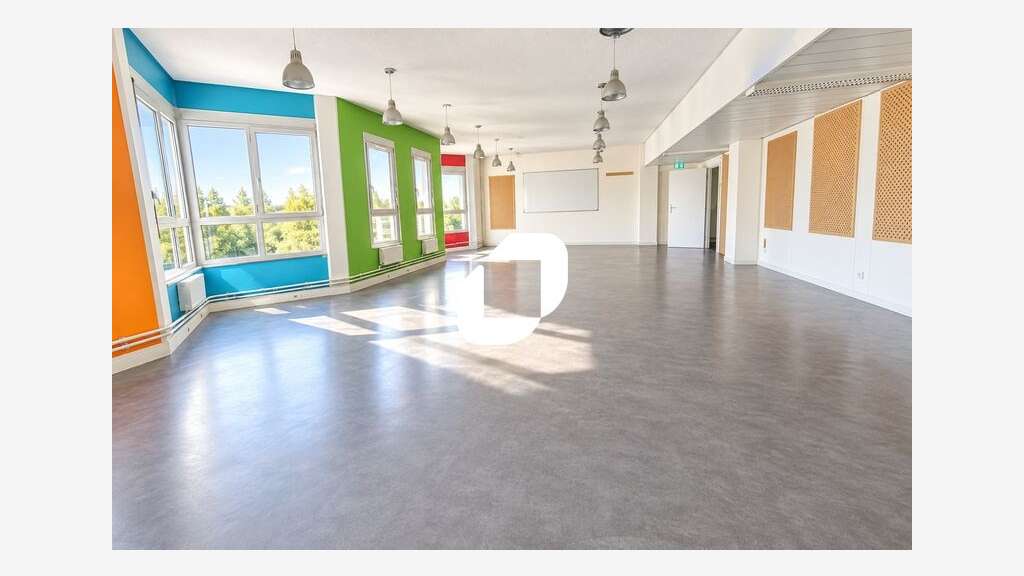 Vente Bureaux 697m² Noisy le grand