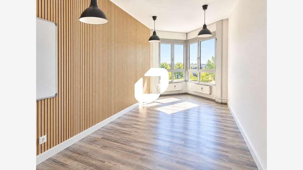 Vente Bureaux 697m² Noisy le grand