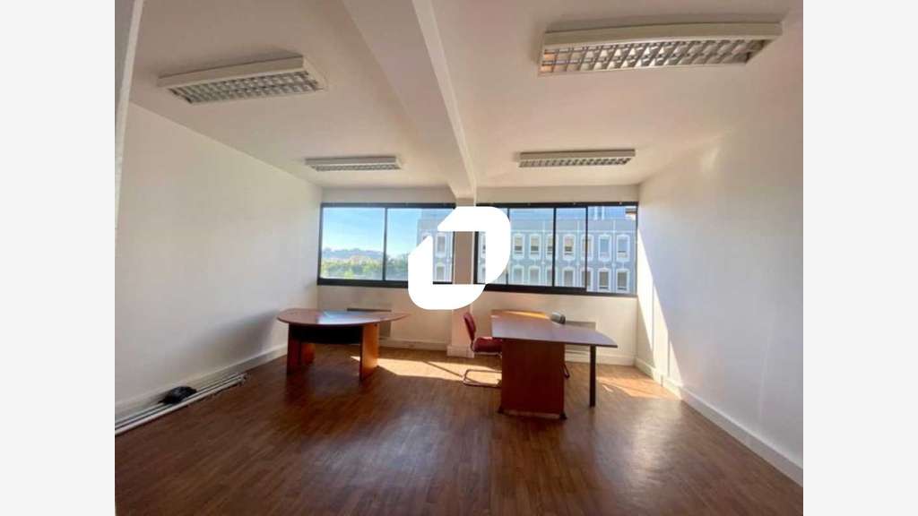 Vente Bureaux 200m² Noisy le grand