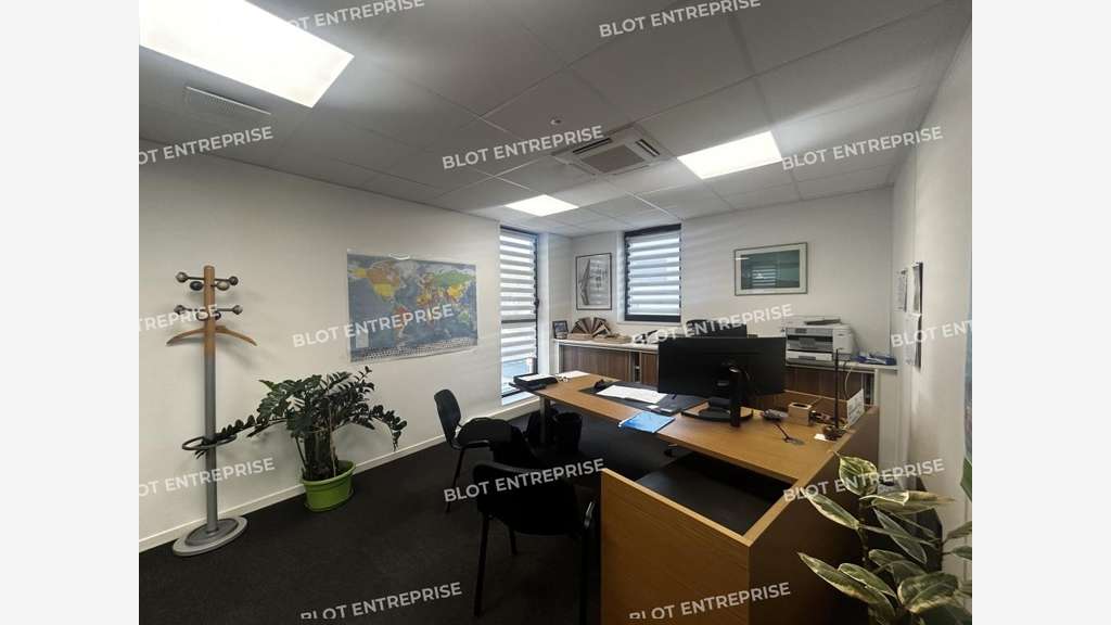 À VENDRE - BUREAUX - 197 M² - ORVAULT