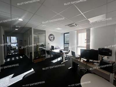 À VENDRE - BUREAUX - 197 M² - ORVAULT