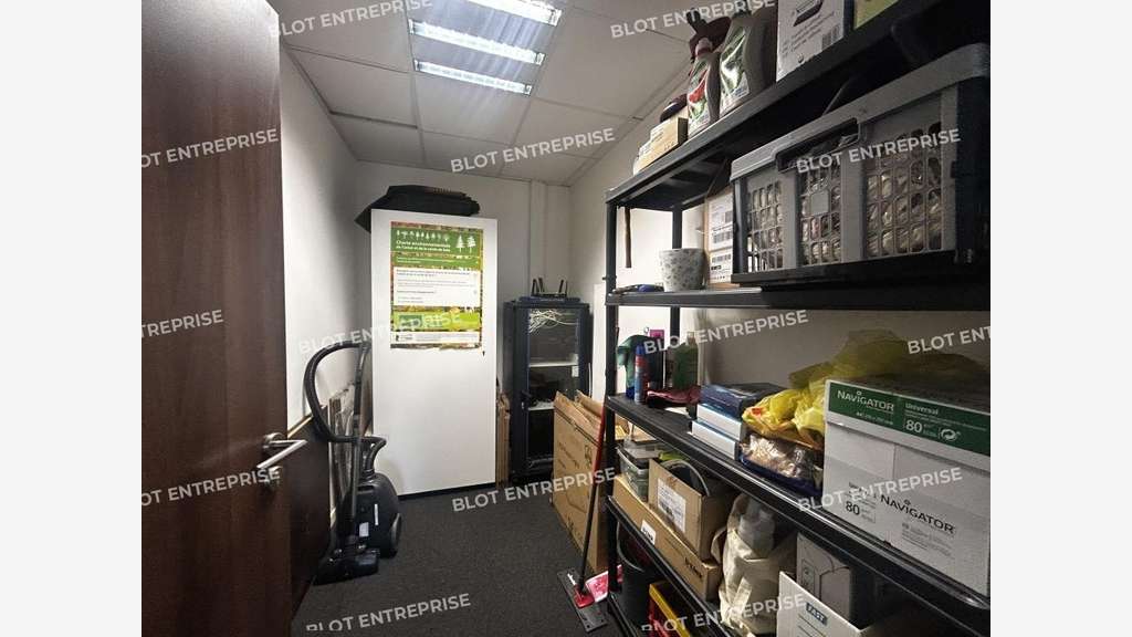 À VENDRE - BUREAUX - 197 M² - ORVAULT