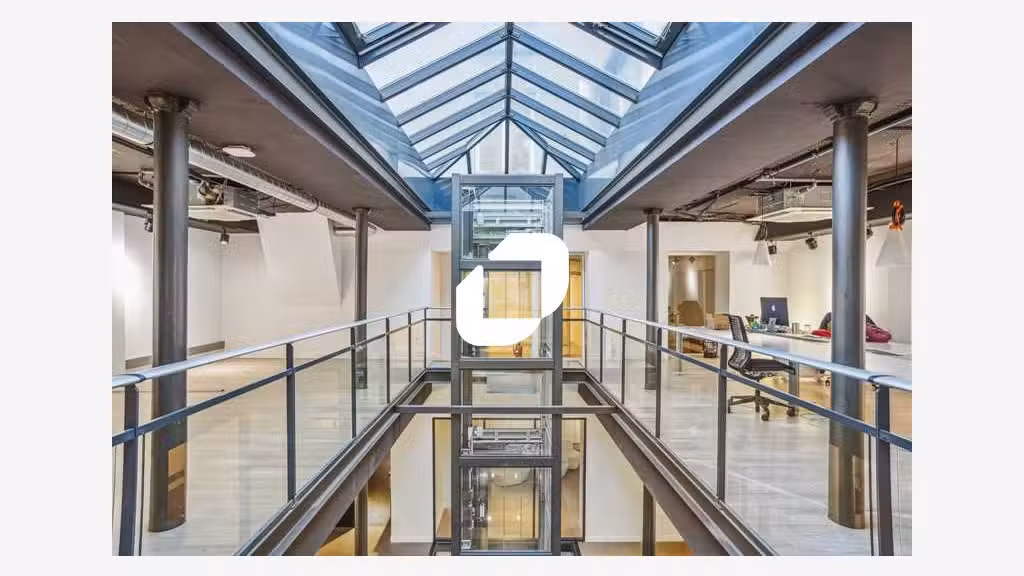 Vente Bureaux 900m² Paris