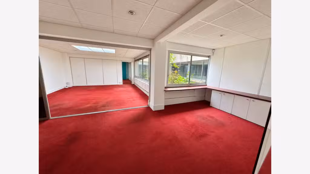 Bureaux 237m² à vendre métro Convention Paris 15e
