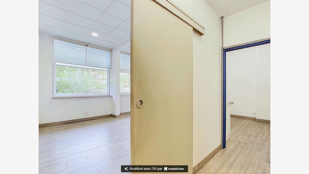 Vente murs local pro Rue de Prony Paris 17e  