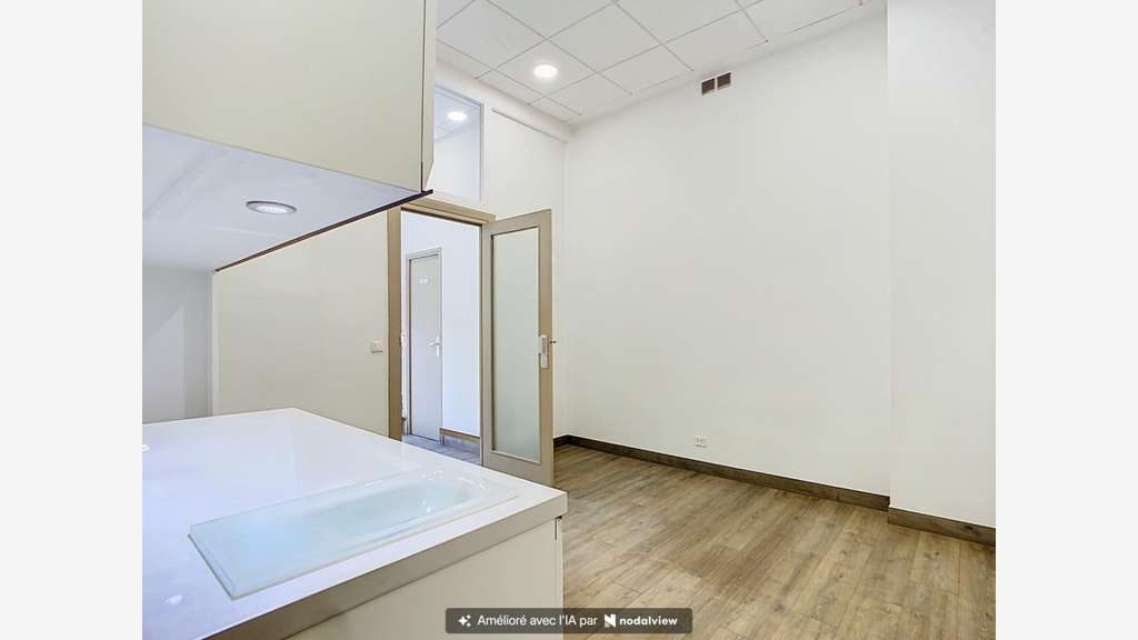 Vente murs local pro Rue de Prony Paris 17e  