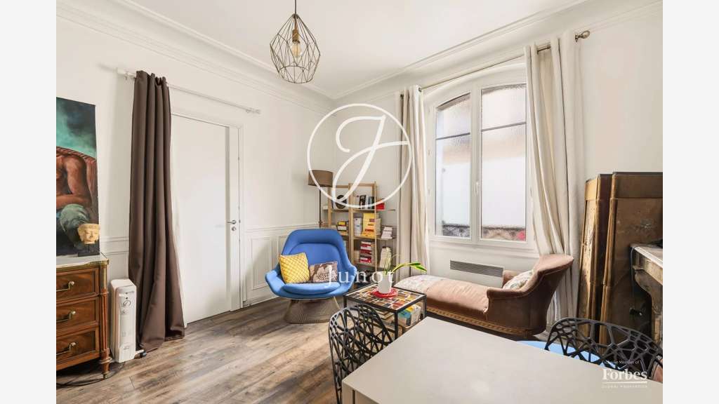 Profession libérale 29m² Paris 17e Batignolles