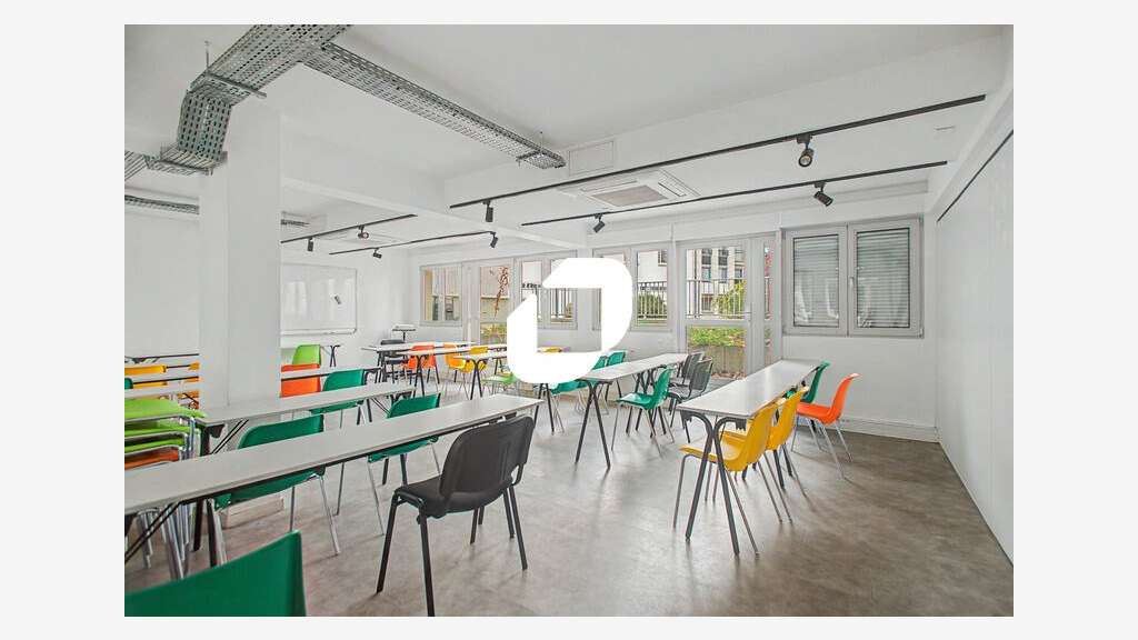Vente Bureaux 585m² Paris