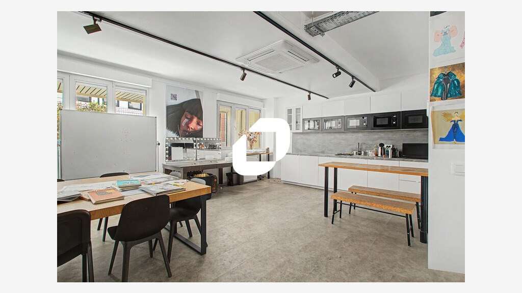 Vente Bureaux 585m² Paris