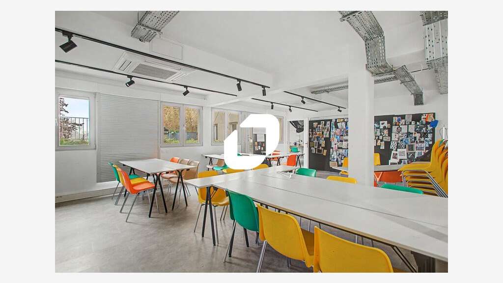 Vente Bureaux 585m² Paris