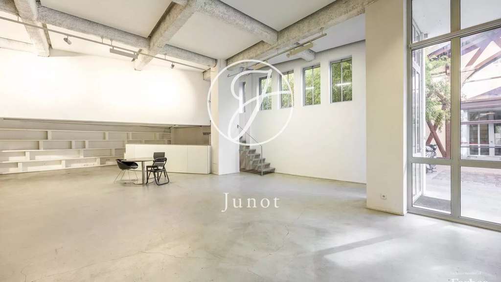 Loft usage mixte Paris 19e Faubourg du Temple