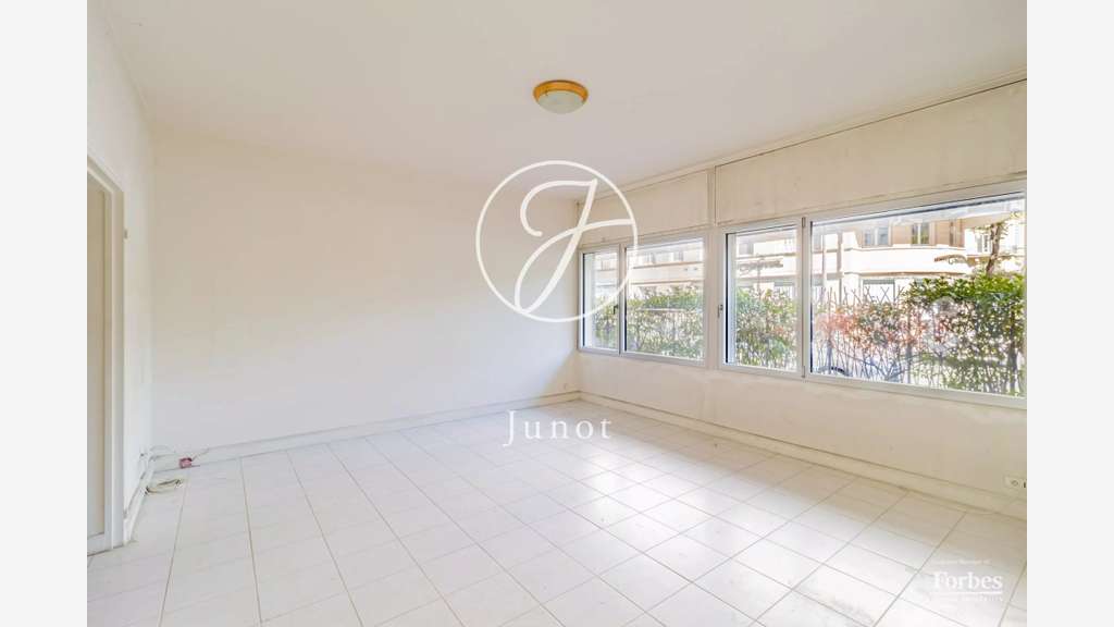 AV 61m² à la lisière Paris 7 et 15 Champ de Mars