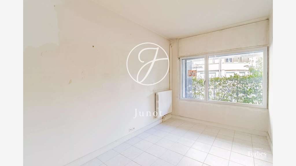 AV 61m² à la lisière Paris 7 et 15 Champ de Mars