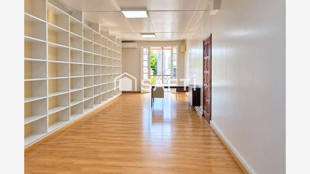 Vente bureaux de standings 168m² à Pointe à Pitre