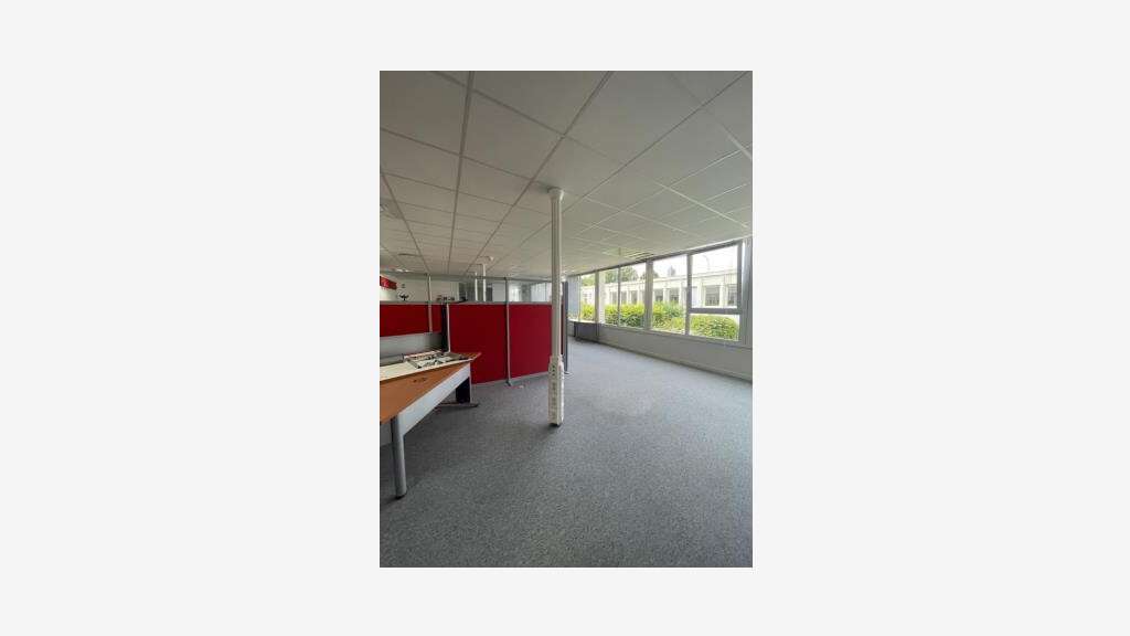Vente bureaux 998m² avec neuf bail neuf à Poitiers