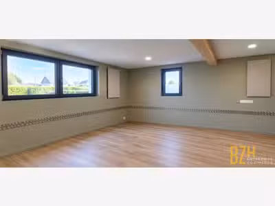 A vendre local professionel 131m² à Questembert