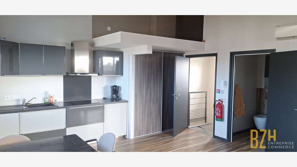 A vendre local professionel 131m² à Questembert