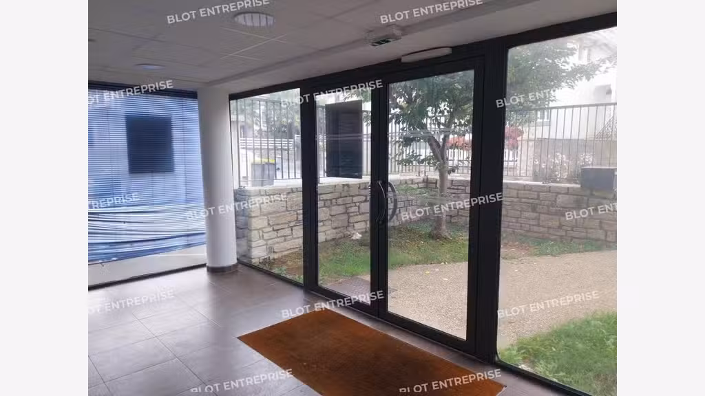 À VENDRE - BUREAUX - 80 m² - QUIMPER