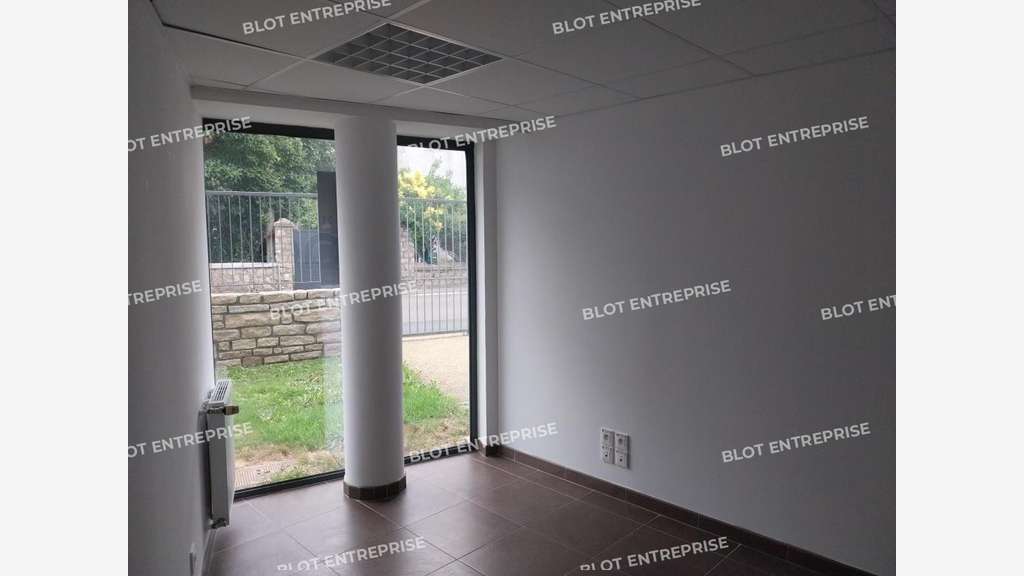 À VENDRE - BUREAUX - 80 m² - QUIMPER