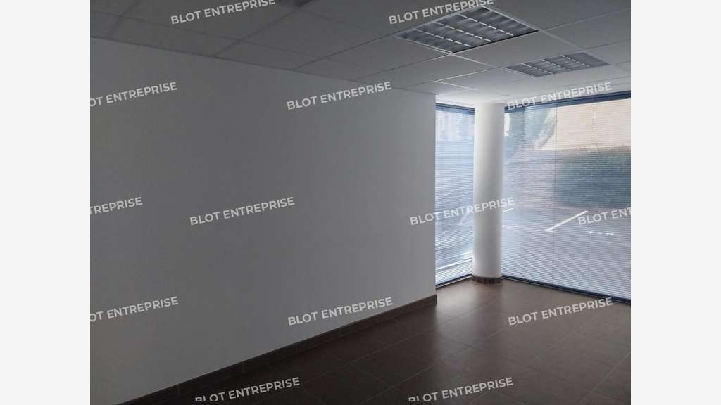 À VENDRE - BUREAUX - 80 m² - QUIMPER