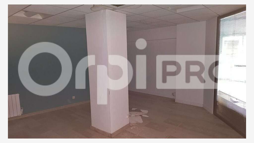 REIMS - BUREAU à vendre