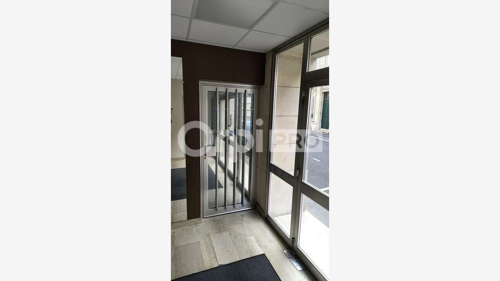 REIMS - BUREAU à vendre