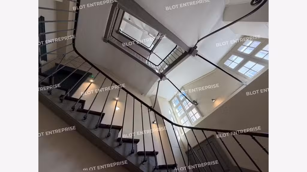 A vendre bureaux 163m² à Rennes centre historique