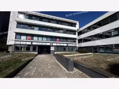 A VENDRE - BUREAUX 198 m² - RENNES