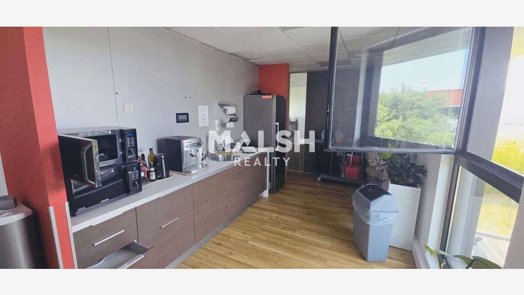 A louer ou A vendre - Bureaux - 1002 m² divisibles