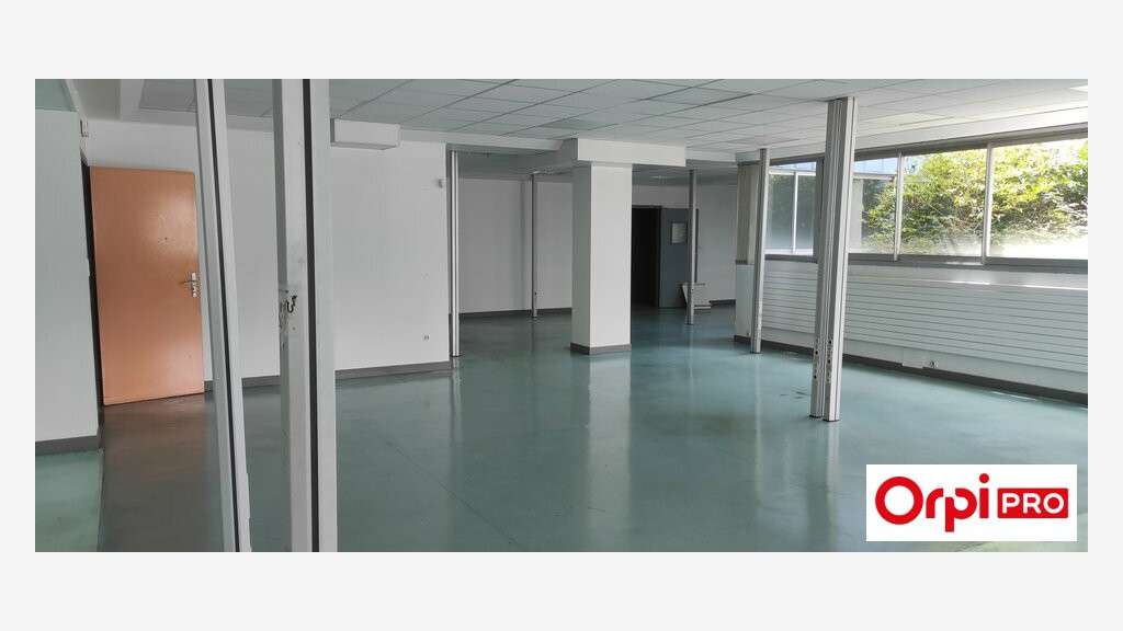 A VENDRE : Face Gare SNCF - BUREAUX 299m²