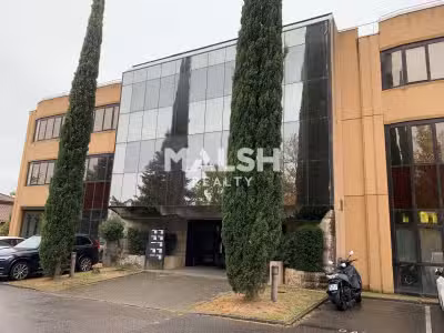A vendre ou à louer bureaux 119m² à Saint-Didier