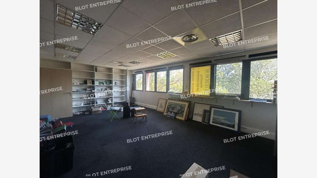 A vendre bureaux de 224m² en zac Saint Herblain