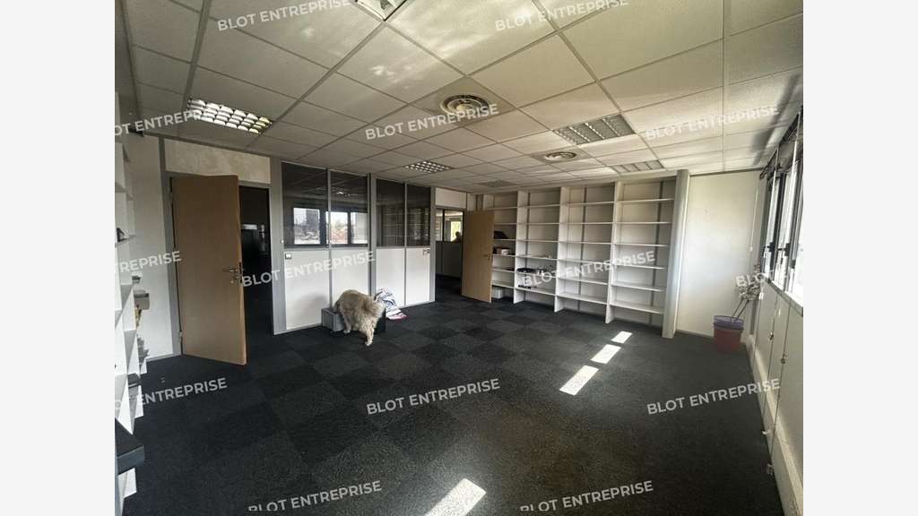 A vendre bureaux de 224m² en zac Saint Herblain