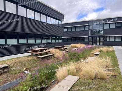 À VENDRE / À LOUER - BUREAUX 728 m² - SAINT HE