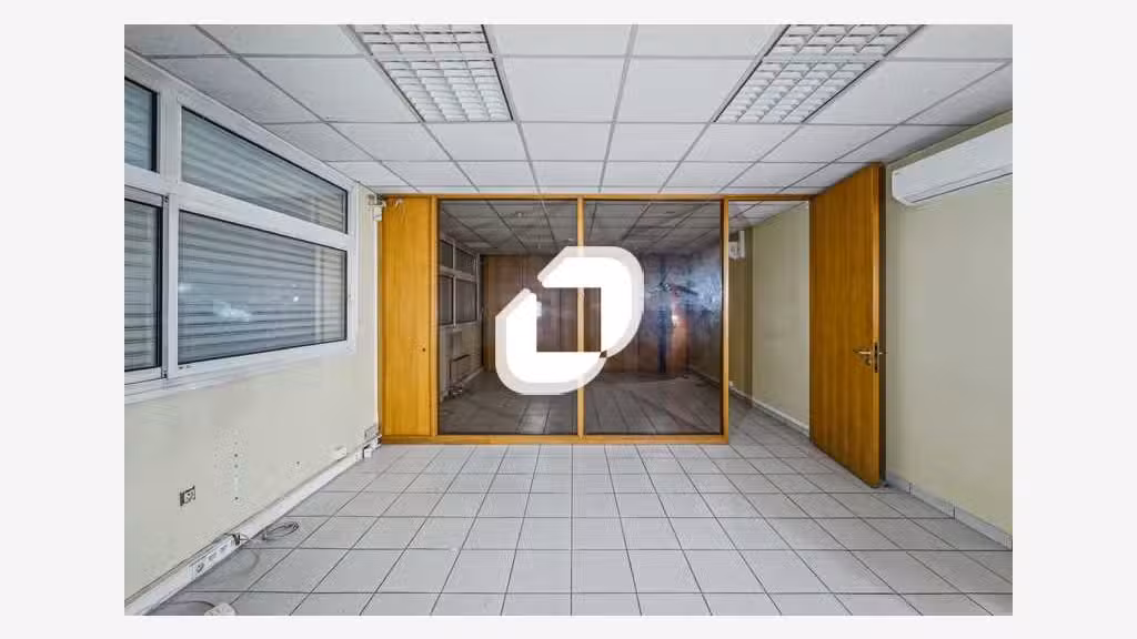 Vente Bureaux 610m² Saint ouen l'aumone
