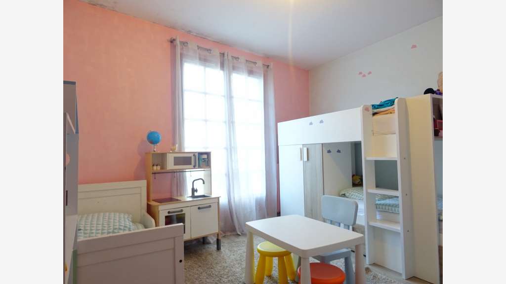 Local + appart 170m² à vendre à Sully sur Loire
