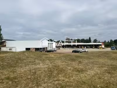 A vendre 2 hangars 1120m² proche Sully sur Loire