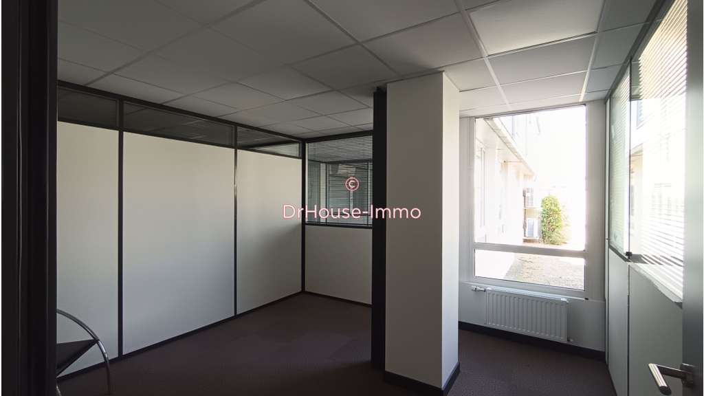BUREAUX À VENDRE - EMPLACEMENT PREMIUM PLACE 