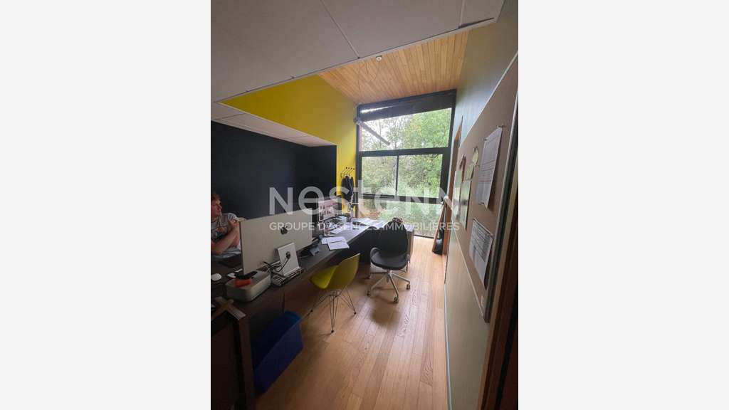 Vente bureaux 256m² à Vannes Parc Bretagne Sud