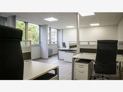 Bureaux 300m² sur 2 niveaux Gratte-Ciel