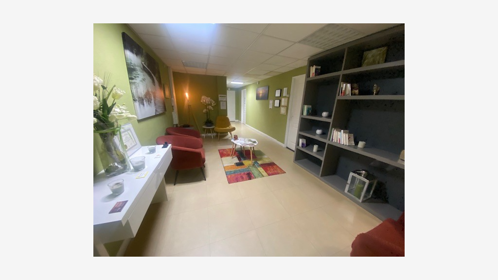 À vendre bureaux 105m² dans immeuble pro à Nîmes