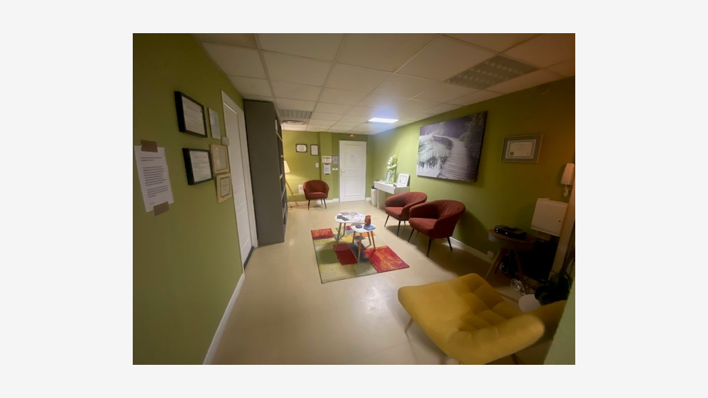 À vendre bureaux 105m² dans immeuble pro à Nîmes