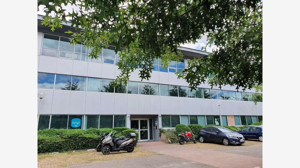 Bureaux de 136m² à vendre en R+2 zone Bordeaux Lac