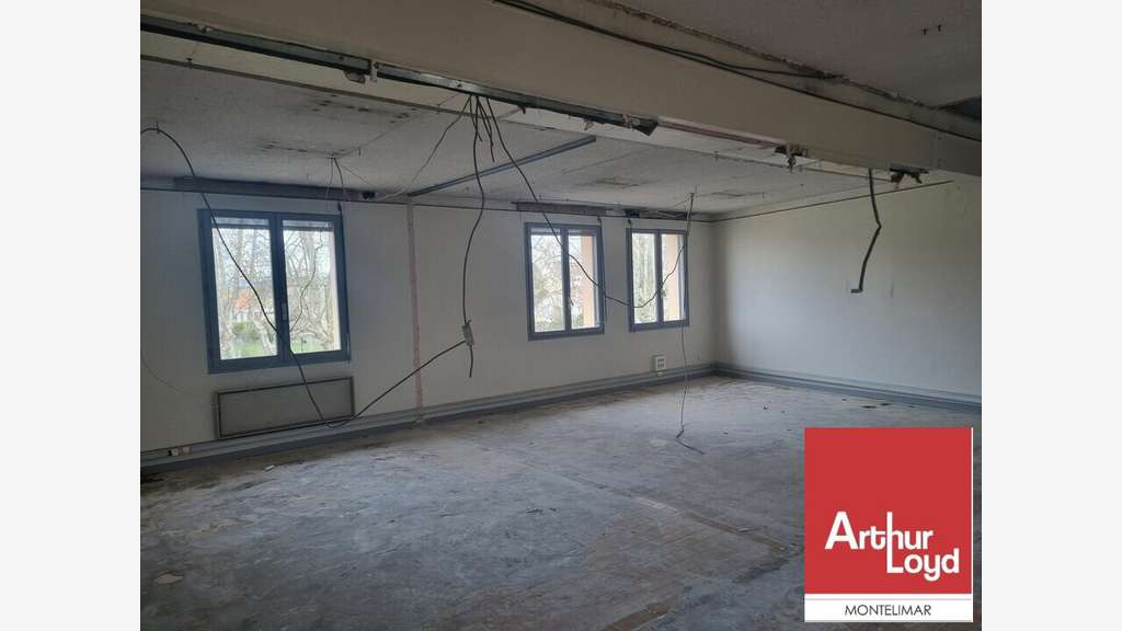 Vente bureaux 980m² à Montélimar centre