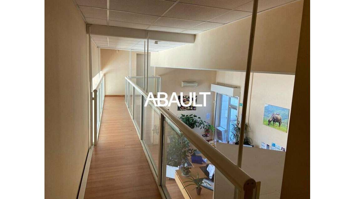 Bureaux 300m² R+1 à vendre à Colomiers 