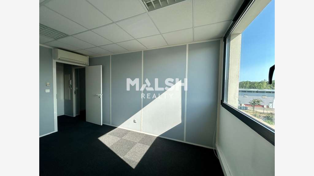 Vend bureaux divisibles de 354m² en ZAC à Brignais