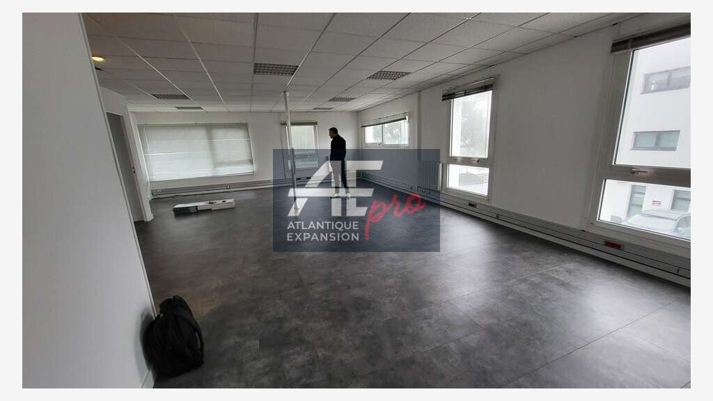 Vente bureaux 115m² zone tertiaire à Saint-Nazaire