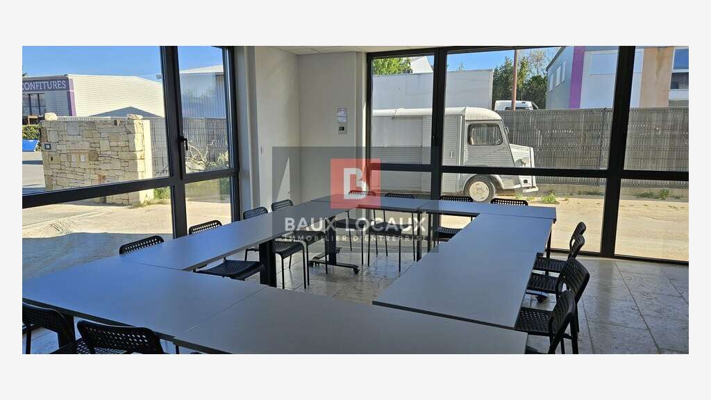 Locaux 500m² à vendre en ZA l'Isle sur la Sorgue