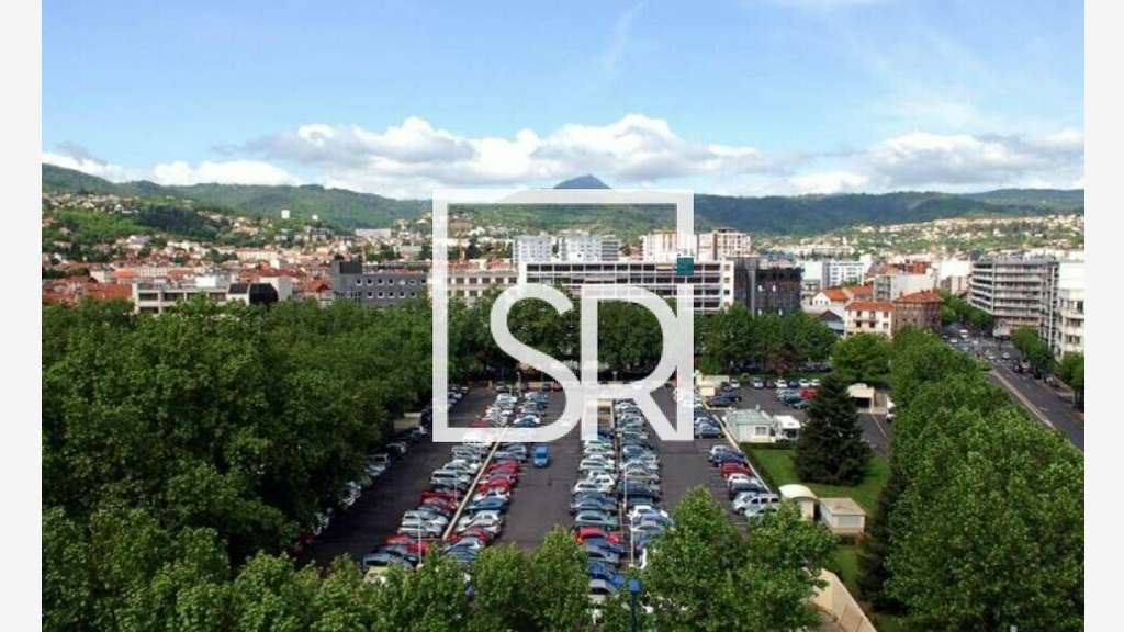 Vente bureaux 120m² à Clermont-Ferrand Les Salins